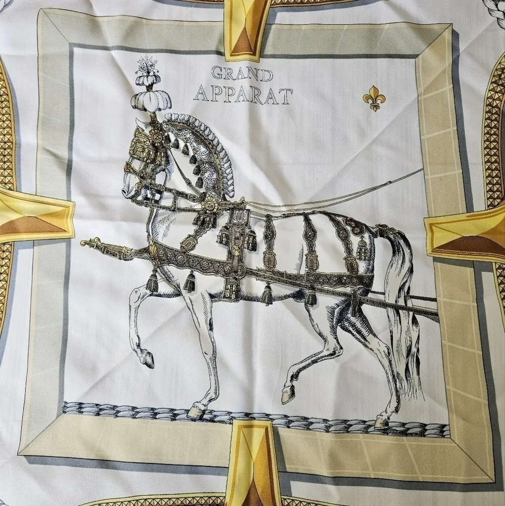 Hermès Paris Vintage Grand Apparat Silk Scarf 90 in Cream and Brown - Picture 7 of 16